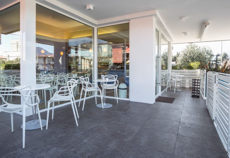 NEGOZI E SPAZI COMMERCIALI-100