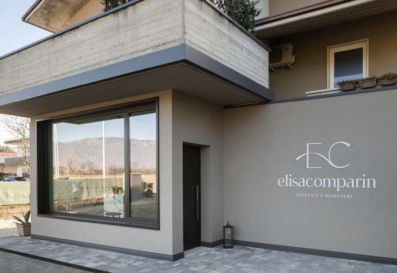 NEGOZI E SPAZI COMMERCIALI23-100